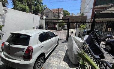 VENTA DÚPLEX DE 5 AMBIENTES EN FLORIDA MITRE