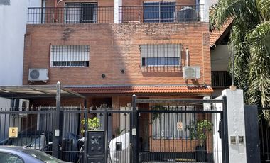 VENTA DÚPLEX DE 5 AMBIENTES EN FLORIDA MITRE