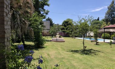 Casa en Venta en 414  y 144 Arturo Segui - Alberto Dacal Propiedades