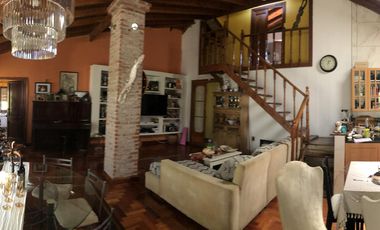 Casa en Venta en 414  y 144 Arturo Segui - Alberto Dacal Propiedades