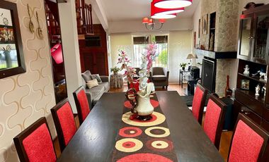 EXCELENTE CHALET 5 AMBIENTES EN SAN MARTIN CENTRO