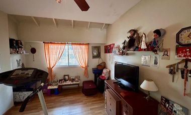 EXCELENTE CHALET 5 AMBIENTES EN SAN MARTIN CENTRO