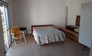 Casa en Venta en 414bis/148 Arturo Segui - Alberto Dacal Propiedades