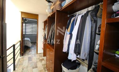 Centro: Agradable casa con centrica ubicacion a  2 calles del jardín principal.