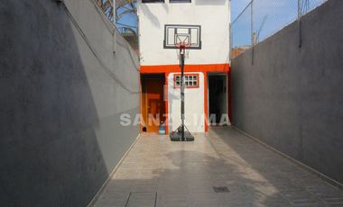 Centro: Agradable casa con centrica ubicacion a  2 calles del jardín principal.
