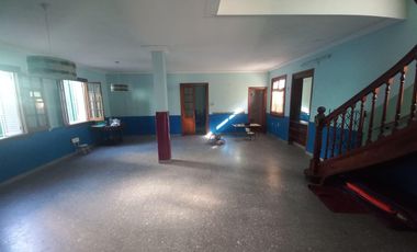 Casa sobre doble lote en Banfield Oeste