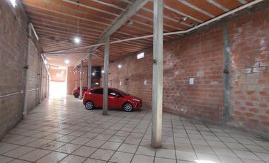 Edificio de 8 departamentos y cochera - Oportunidad, importante rentabilidad