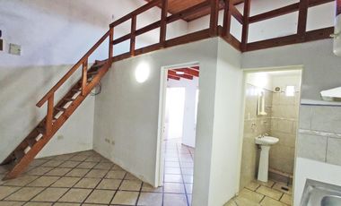 Edificio de 8 departamentos y cochera - Oportunidad, importante rentabilidad