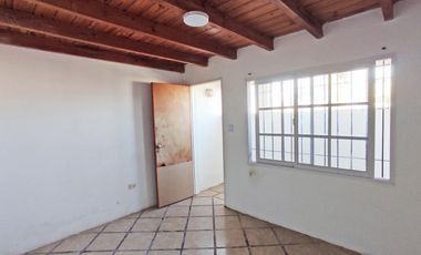 Edificio de 8 departamentos y cochera - Oportunidad, importante rentabilidad