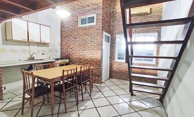 Edificio de 8 departamentos y cochera - Oportunidad, importante rentabilidad