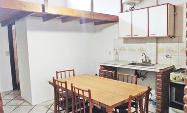 Edificio de 8 departamentos y cochera - Oportunidad, importante rentabilidad