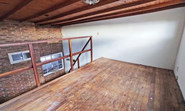 Edificio de 8 departamentos y cochera - Oportunidad, importante rentabilidad