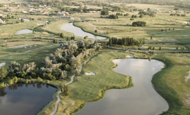 Departamento 4 ambientes en Alquiler Temporario Pilar