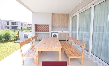 Departamento 4 ambientes en Alquiler Temporario Pilar