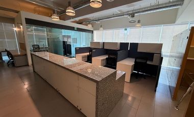 Venta Renta amplia oficina en Santa Fe - Moderno corporativo