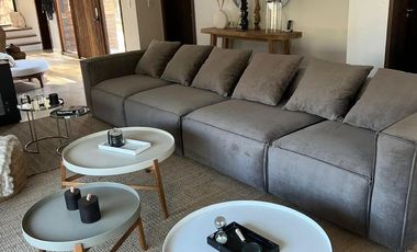 Casa de 5 ambientes con Jardín y Pileta en Venta - Altos del Pilar