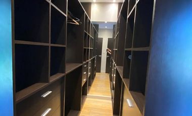 Casa de 5 ambientes con Jardín y Pileta en Venta - Altos del Pilar