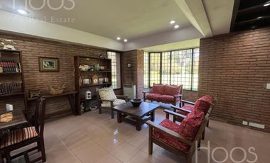 ALQUILER TEMPORAL - CASA CON GRAN PARQUE, PILETA Y QUINCHO EN ITUZAINGO