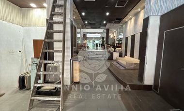 PETIT HOTEL en calle Florida junto al Plaza Hotel, opción solo local comercial