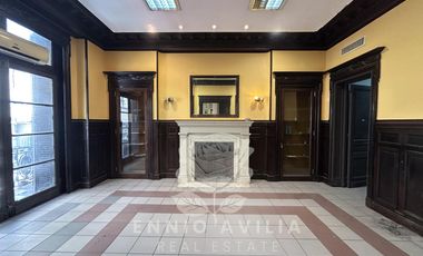 PETIT HOTEL en calle Florida junto al Plaza Hotel, opción solo local comercial