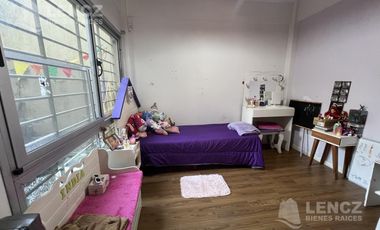 Departamento 3 ambientes planta baja con patio. Sin Expensas Apto credito