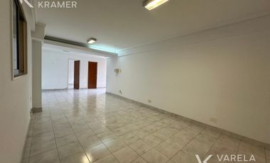Oficina en  venta sobre Av Santa Fe, Martínez