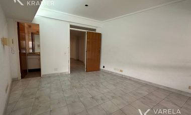 Oficina en  venta sobre Av Santa Fe, Martínez