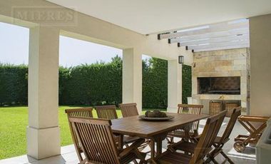 Casa en Alquiler Barrio Cerrado Villa Olivos