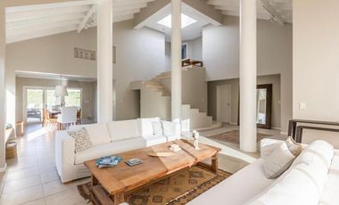 Casa en Alquiler Barrio Cerrado Villa Olivos