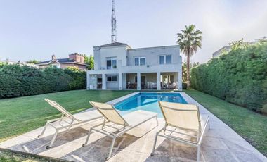 Casa en Alquiler Barrio Cerrado Villa Olivos