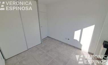 Departamento de dos ambientes en alquiler, Morón.