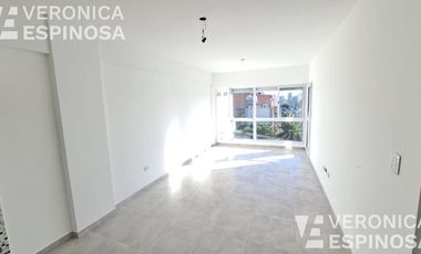 Departamento de dos ambientes en alquiler, Morón.