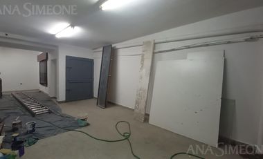 Nave Industrial con oficinas - Venta y Alquiler - Villa Martelli Vicente López