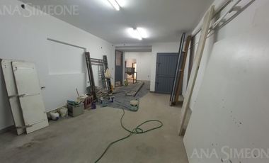 Nave Industrial con oficinas - Venta y Alquiler - Villa Martelli Vicente López