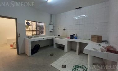 Nave Industrial con oficinas - Venta y Alquiler - Villa Martelli Vicente López