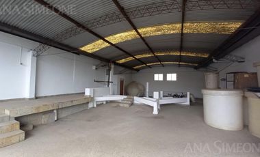 Nave Industrial con oficinas - Venta y Alquiler - Villa Martelli Vicente López