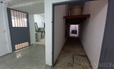 Nave Industrial con oficinas - Venta y Alquiler - Villa Martelli Vicente López