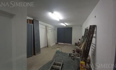 Nave Industrial con oficinas - Venta y Alquiler - Villa Martelli Vicente López