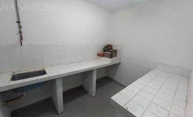 Nave Industrial con oficinas - Venta y Alquiler - Villa Martelli Vicente López