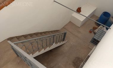 Nave Industrial con oficinas - Venta y Alquiler - Villa Martelli Vicente López