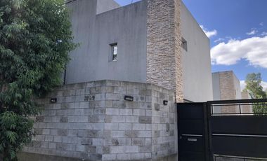 Departamento en Venta en 28/493 y 495 Manuel B Gonnet - Alberto Dacal Propiedades