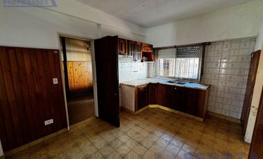 casa en venta en excelente zona de jose c paz