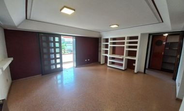 Departamento piso completo en barrio Norte