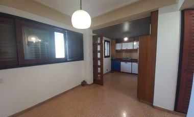 Departamento piso completo en barrio Norte