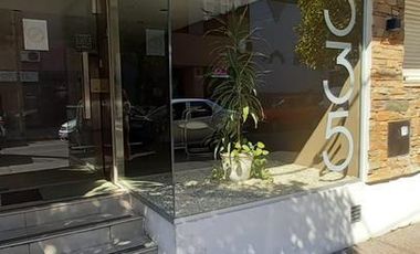 ***NUEVO PRECIO*** Impecable Depto 3 amb al frente con balcón y baulera- PLENO CORAZON DE QUILMES!!