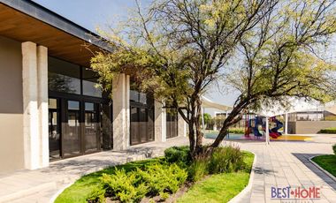 Casa en Renta en Villa Magna, Campanario Norte - Acabados de Alta Gama