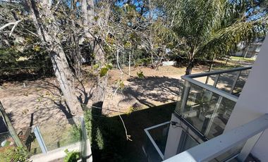 EXCELENTE DEPARTAMENTO  CON TERRAZA en Costa Azul