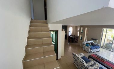 EXCELENTE DEPARTAMENTO  CON TERRAZA en Costa Azul