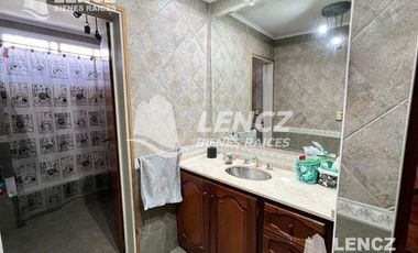 CHALET 4 AMB C/COCHERA- QUINCHO Y JARDIN. QUILMES OESTE