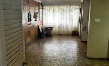 Casa en  Lanus - venta